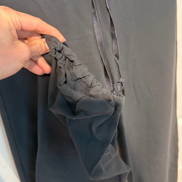 Women’s Lululemon Drawstring Jogger Pants - Picture 2 of 4